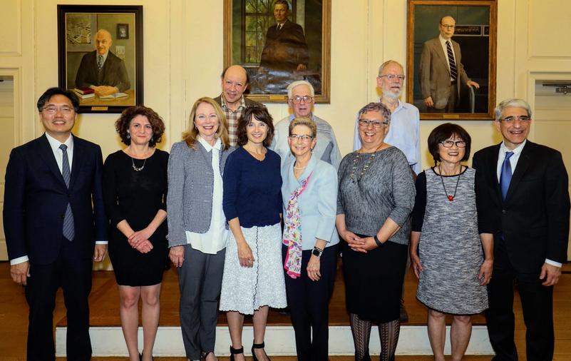 The group of retiring faculty standing with the President and the Deans of Yale College and the FAS