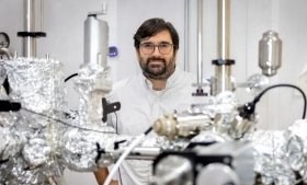 Physicist Eduardo H. da Silva Neto, in an ultra-quiet, vibration-isolated enclosure at Yale’s West Campus. (Photos by Robert DeSanto)